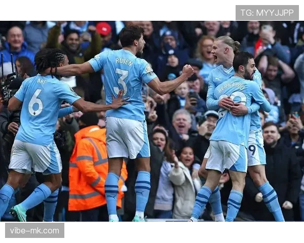 厄德高对阵曼城与利物浦的强强对话表现解析