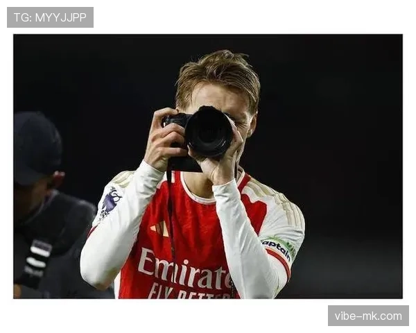 厄德高与格里兹曼：前场组织与进攻终结的战术角色对比分析